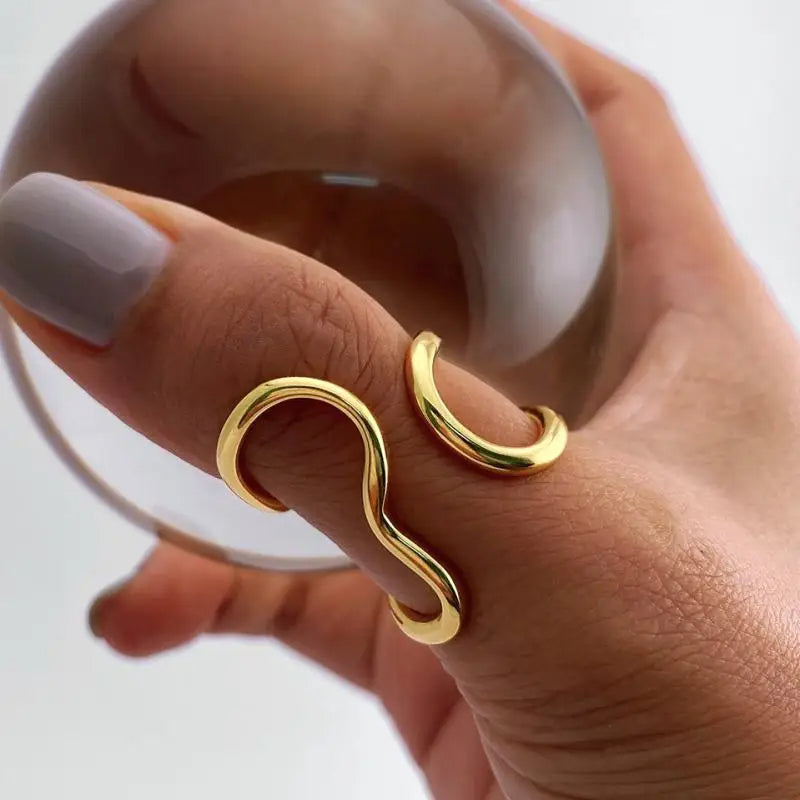 Anna Infinity Ring