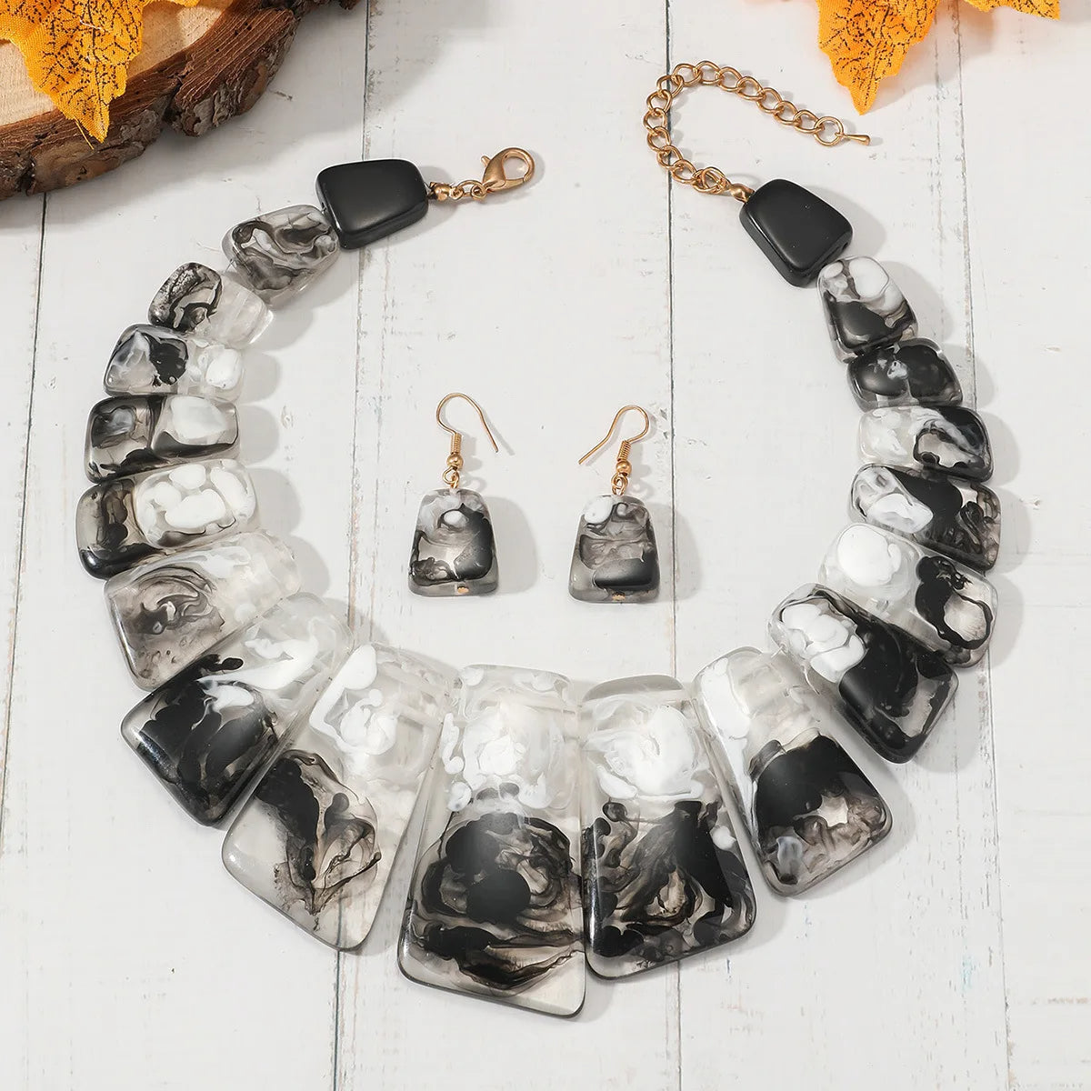 Resin Necklace & Earring Set