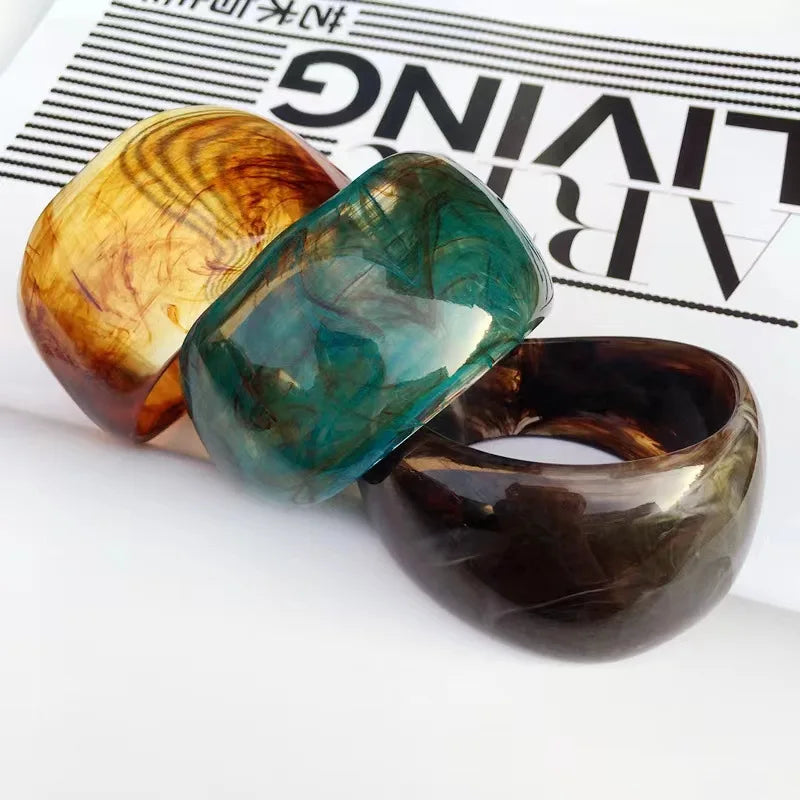 Caroline Irregular Bangle